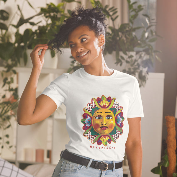 MADRE SOL art T-Shirt